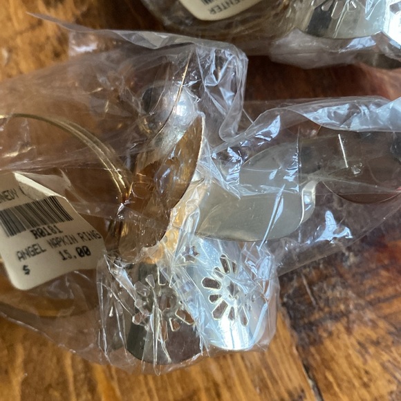 KENNEDY CENTER 4 X ANGEL NAPKIN RINGS HOLIDAYS NEW - Picture 7 of 7